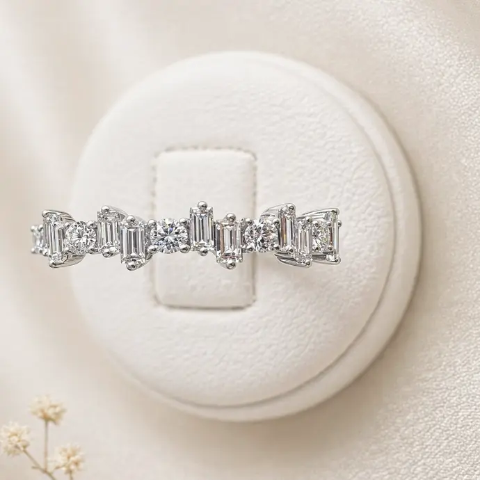 ANILLO Combinación 16 de Brillantes en Oro Blanco de 18 k