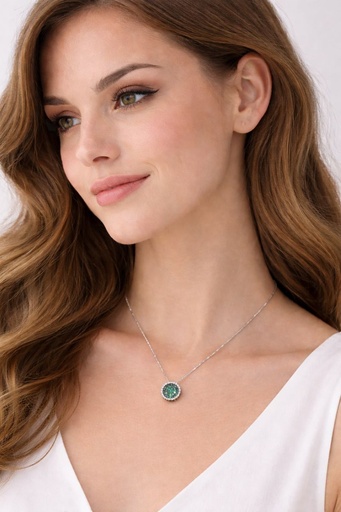 [Col 7] Colgante De Diamantes y ESMERALDAS ORO Blanco 18K con Cadena de Oro Blanco.