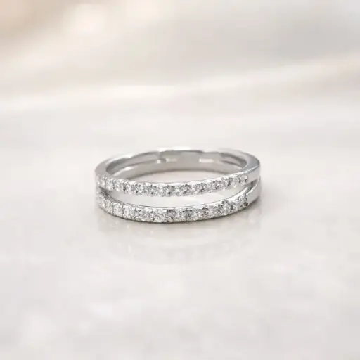 [P 1061] ANILLO Combinación de BRILLANTES Oro Blanco MUJER